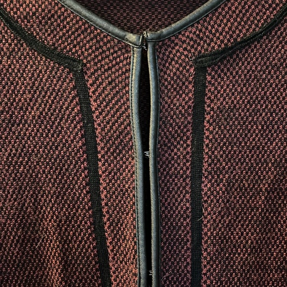 cyrillus burgundy cardigan - Picture 3 of 7